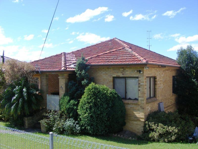 27 Hillcrest Street, WOLLONGONG NSW 2500, Wollongong - Image 1