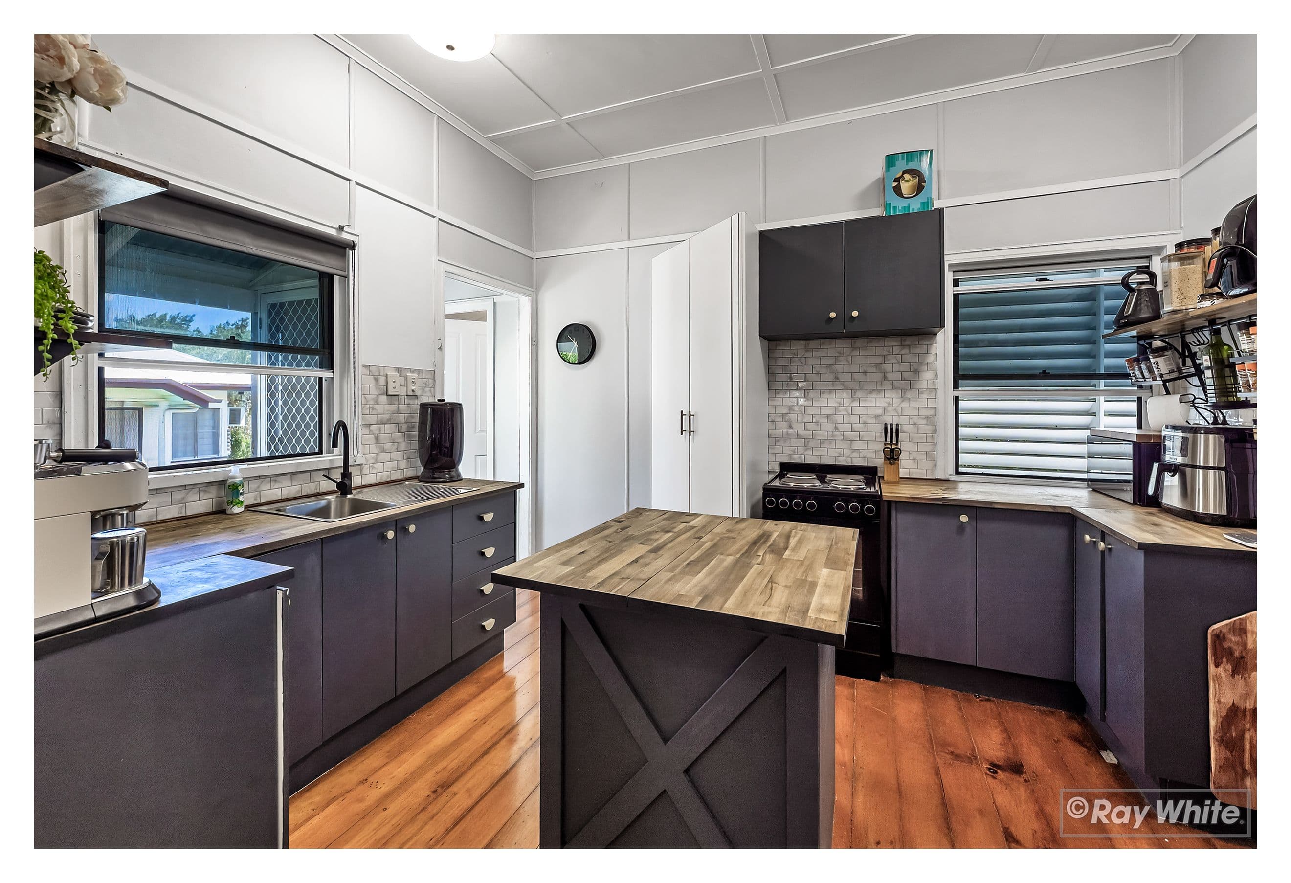 17 Meade Street, Wandal QLD 4700, Wandal - Thumbnail 4