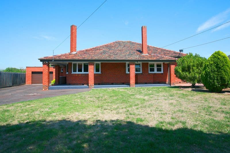 8 Kandra Street, DANDENONG NORTH VIC 3175, Dandenong North - Thumbnail 2
