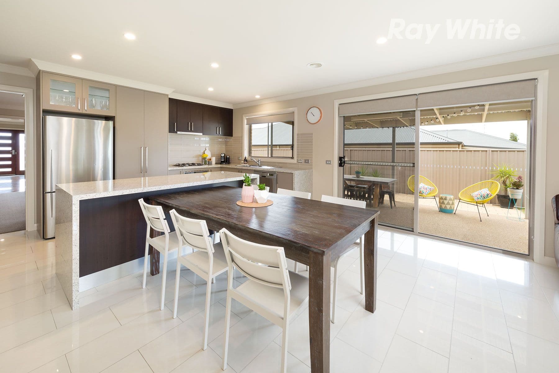 15 Lawson Circuit, Lavington - Thumbnail 3
