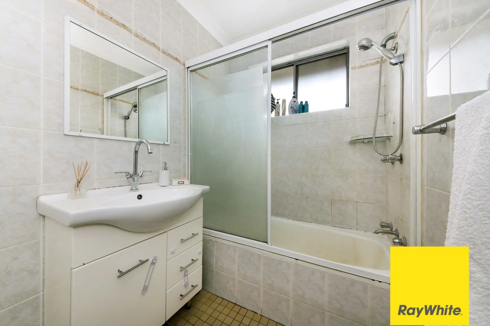 13 Hillard Street, Wiley Park NSW 2195, Wiley Park - Thumbnail 5