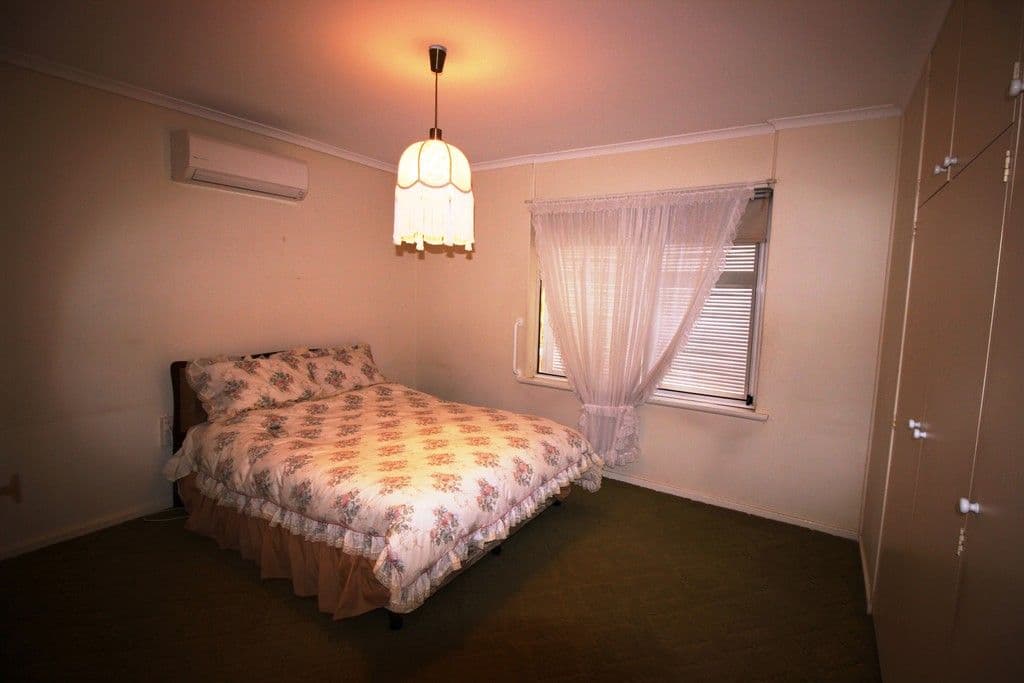 30 Lawrie Terrace, Waikerie SA 5330, Waikerie - Thumbnail 8