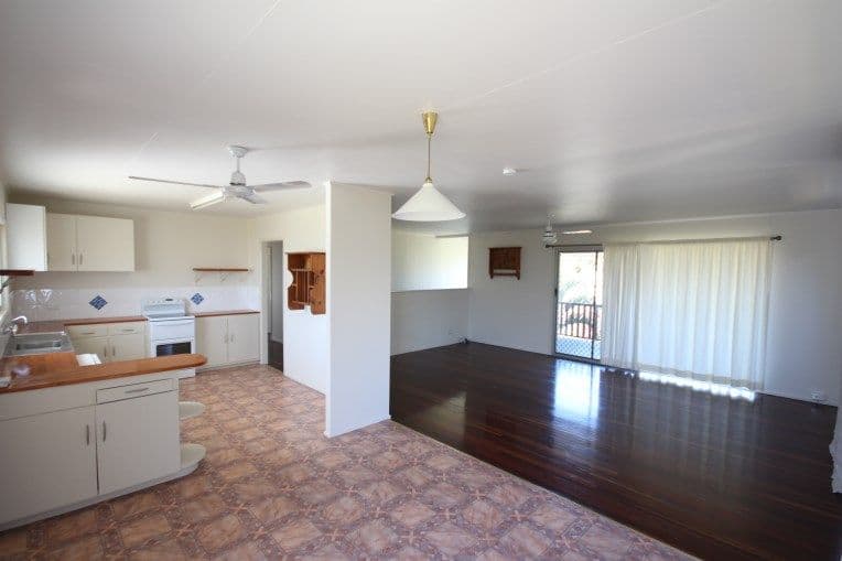 47 Beach, SARINA QLD 4737, Sarina Beach - Thumbnail 2