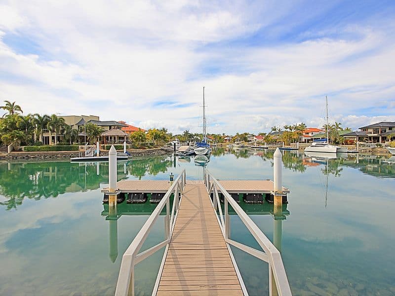 11 Seahaven Court, RABY BAY QLD 4163, Raby Bay - Thumbnail 2