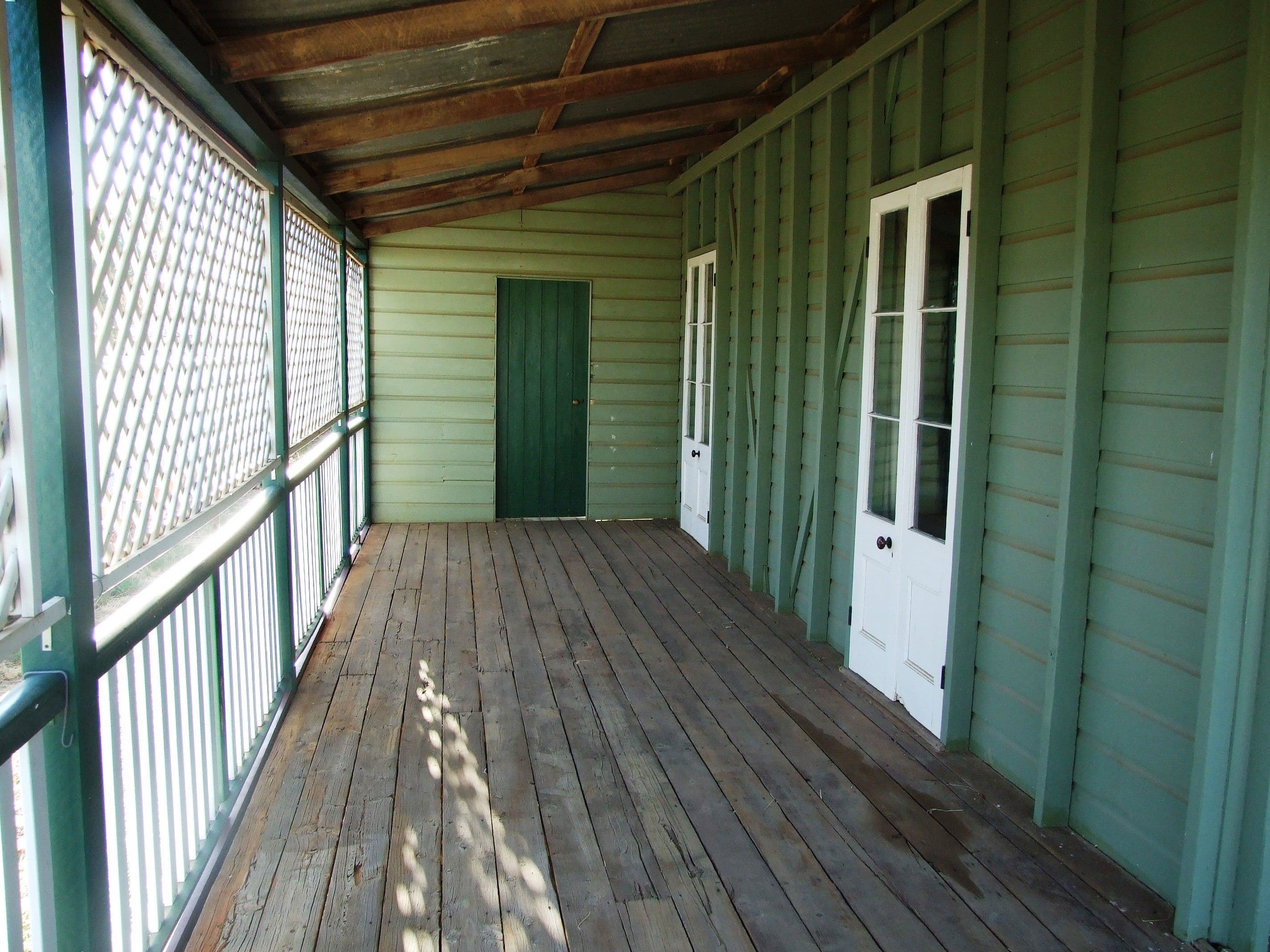 113 Emu Street, Longreach QLD 4730, Longreach - Thumbnail 3