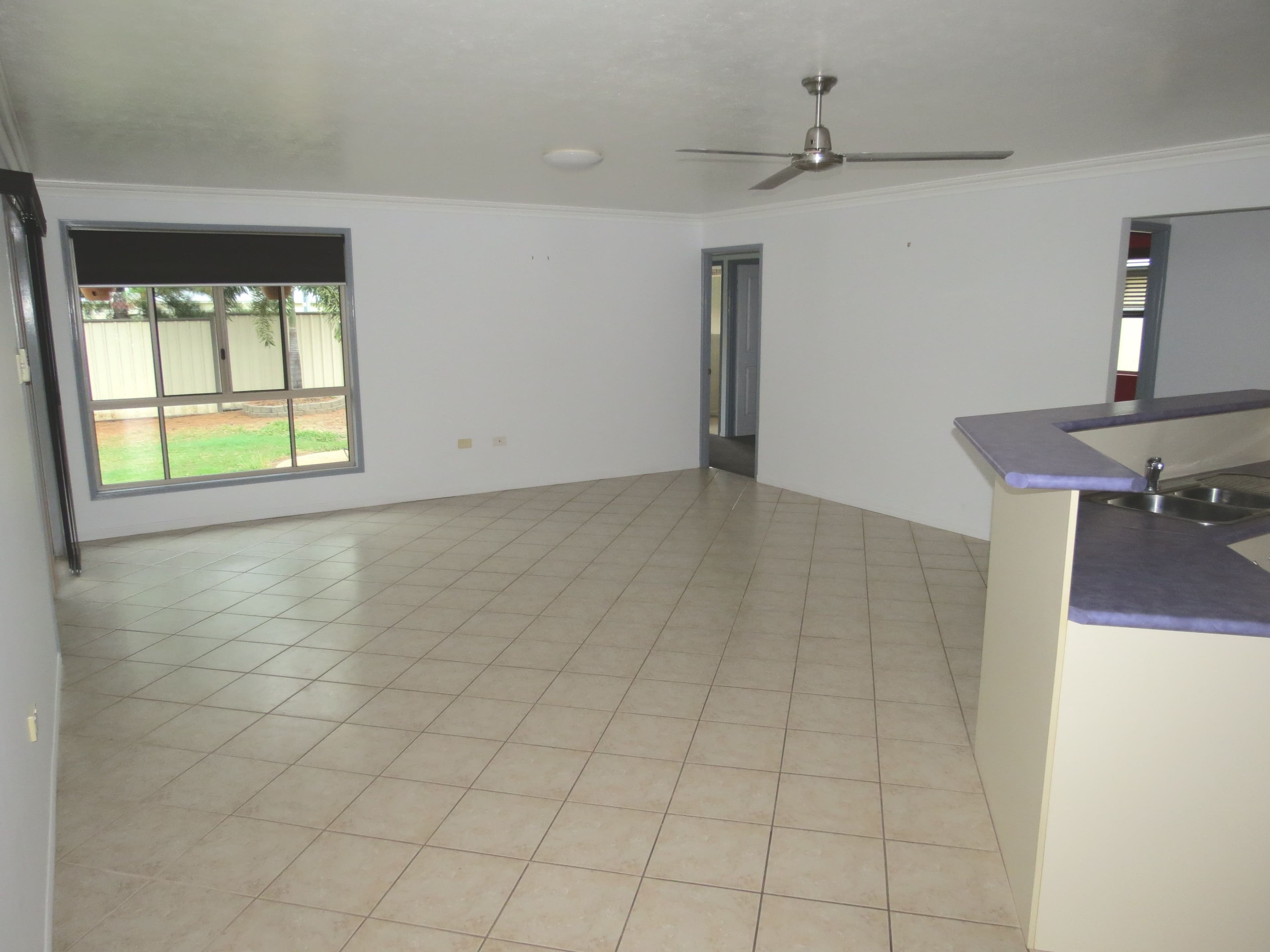 19 Callaghan Street, Emerald QLD 4720, Emerald - Thumbnail 5