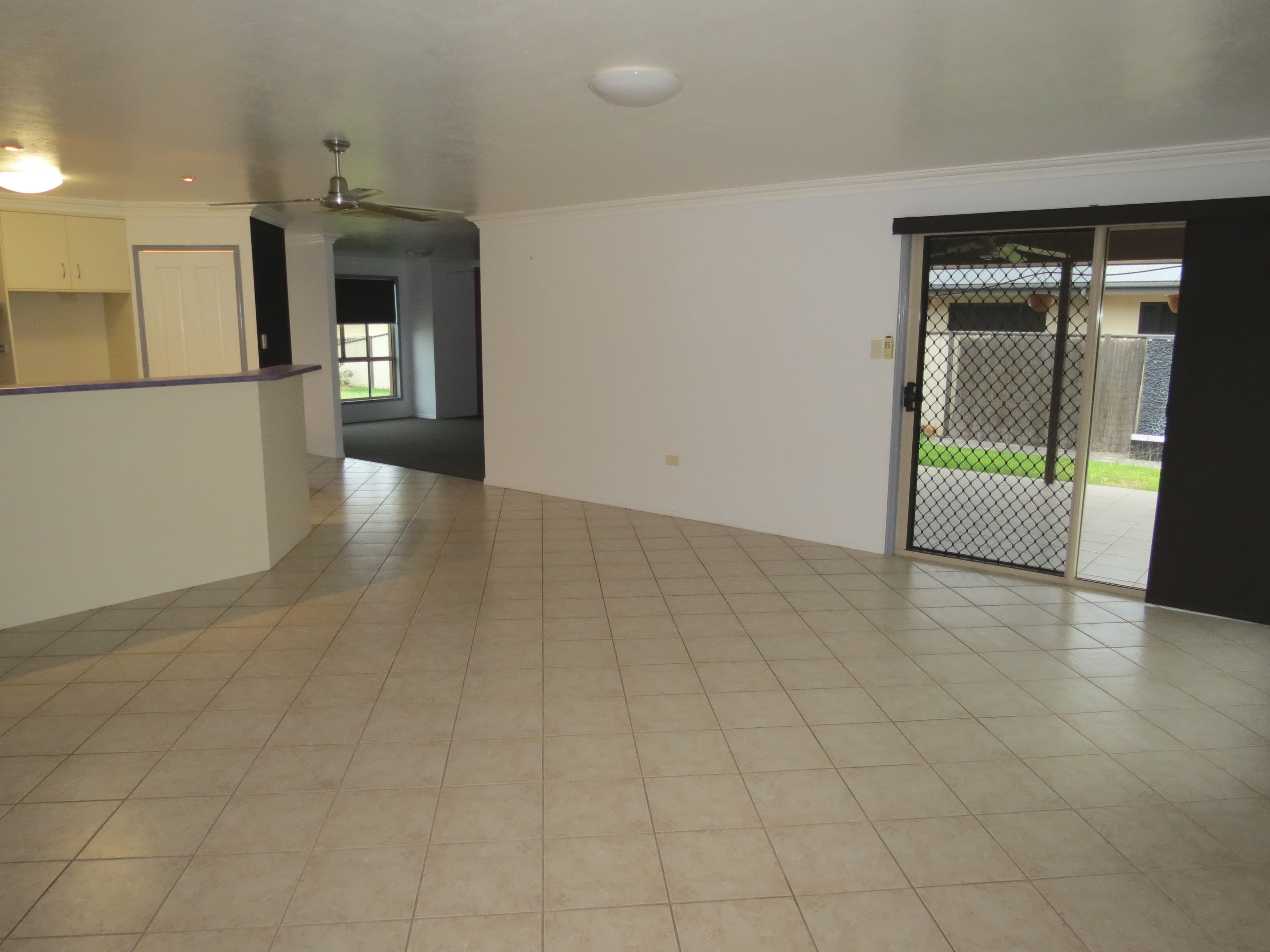 19 Callaghan Street, Emerald QLD 4720, Emerald - Thumbnail 6