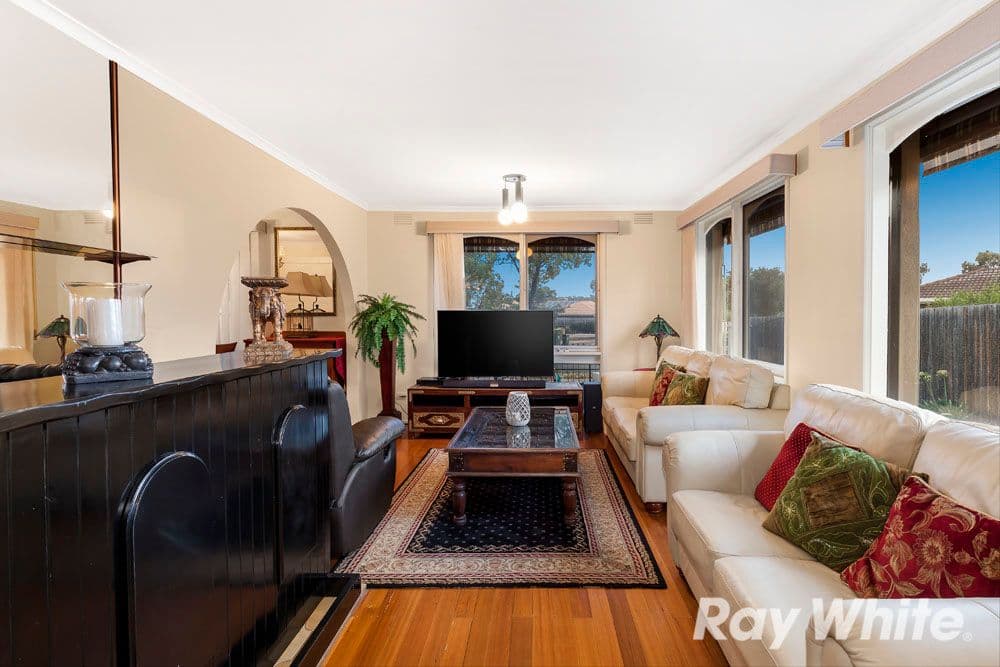 6 Bernborough Place, Mill Park VIC 3082, Mill Park - Thumbnail 4