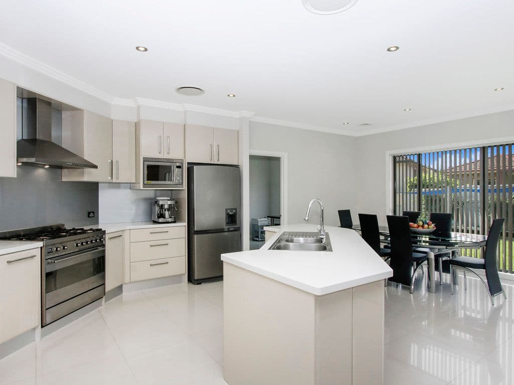 4 Saltbush Place, Bossley Park NSW 2176, Bossley Park - Thumbnail 5