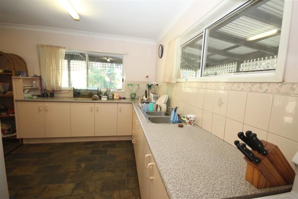 4 Ironbark Court, COOROY QLD 4563, Cooroy - Thumbnail 3
