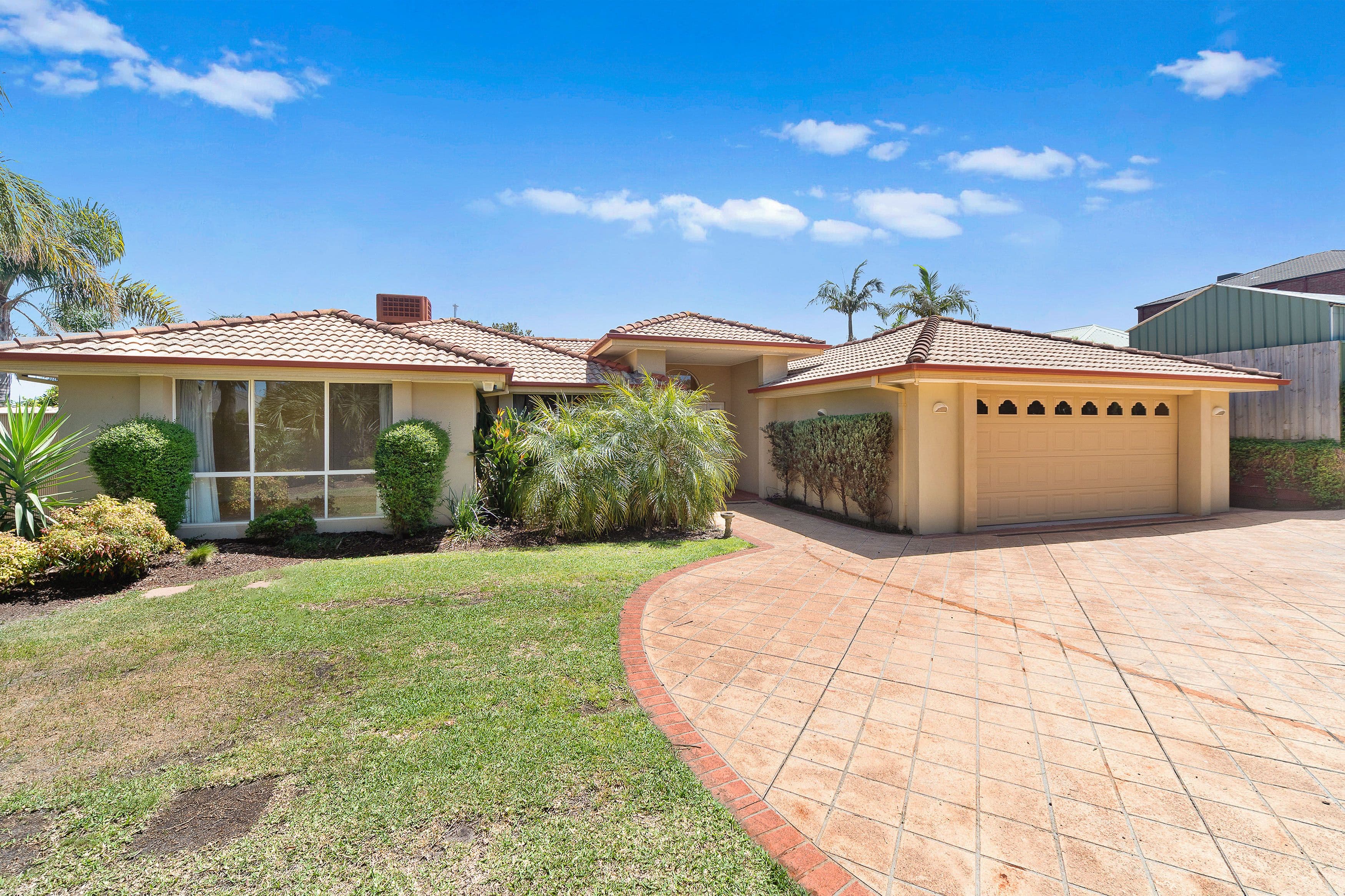 10 Blue Gum Mews, Langwarrin VIC 3910, Langwarrin - Image 1