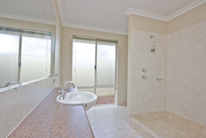 12 Edgecumbe Way, BALDIVIS WA 6171, Baldivis - Thumbnail 4
