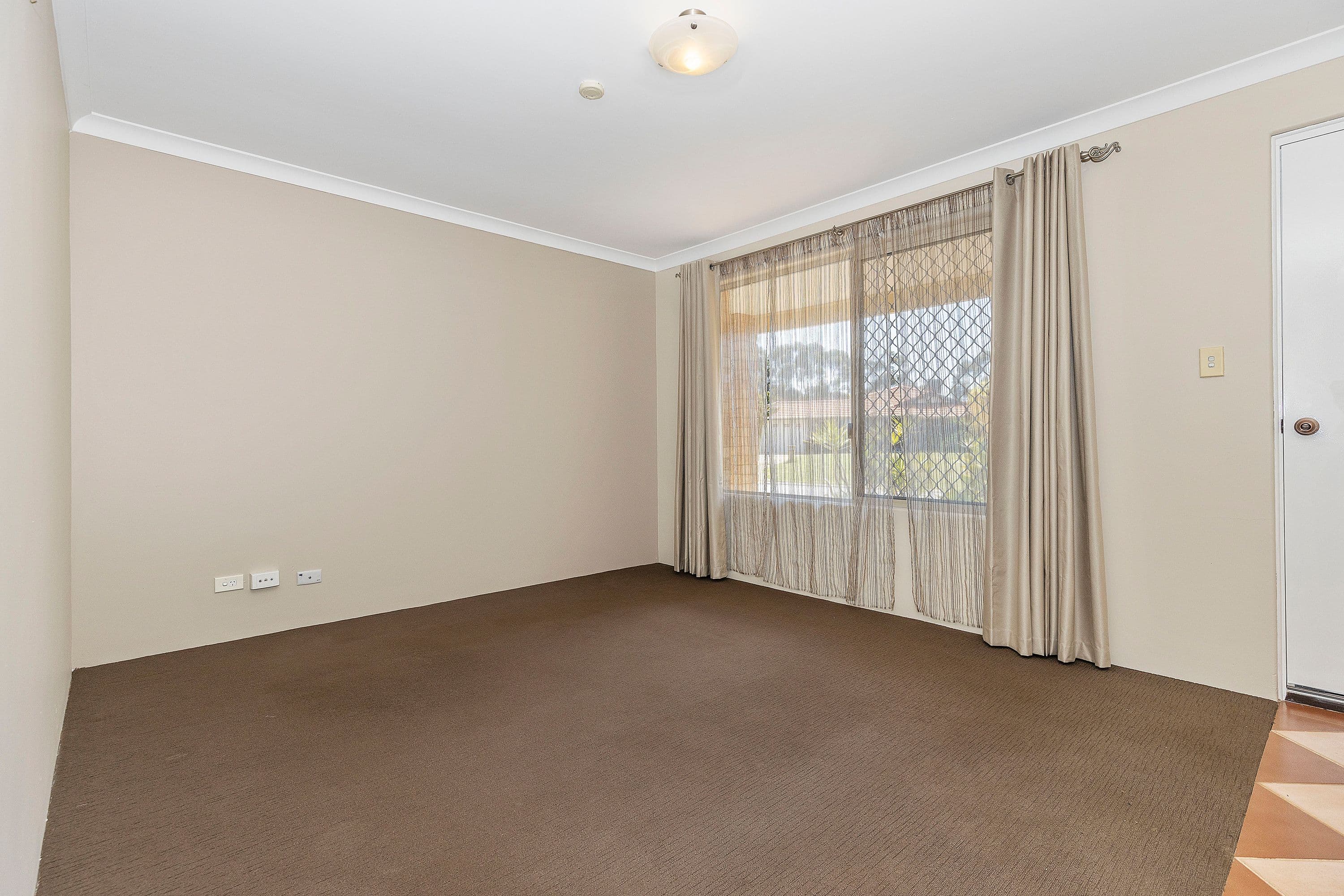 179 Hamelin Drive, Ballajura WA 6066, Ballajura - Thumbnail 3