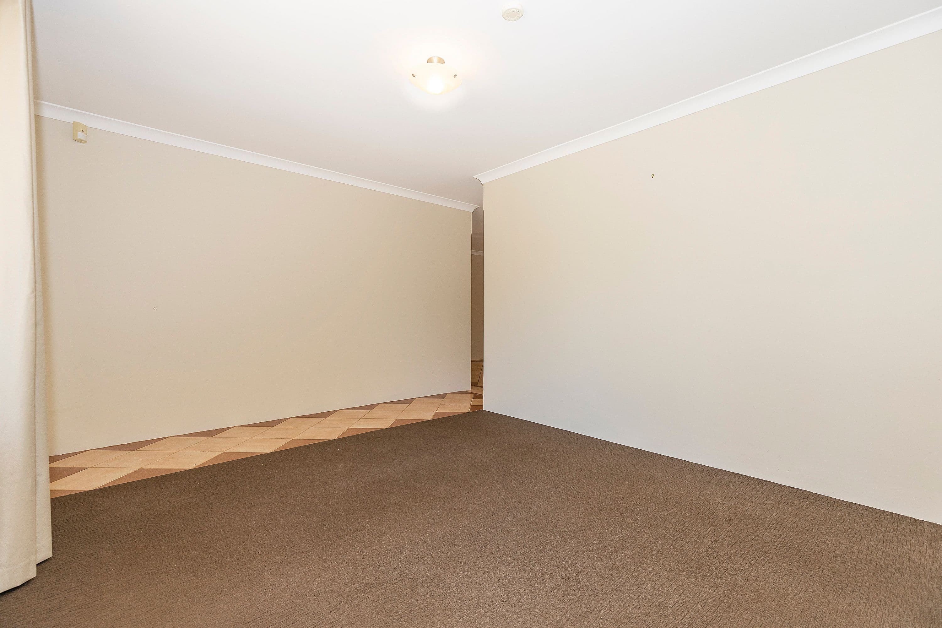 179 Hamelin Drive, Ballajura WA 6066, Ballajura - Thumbnail 4