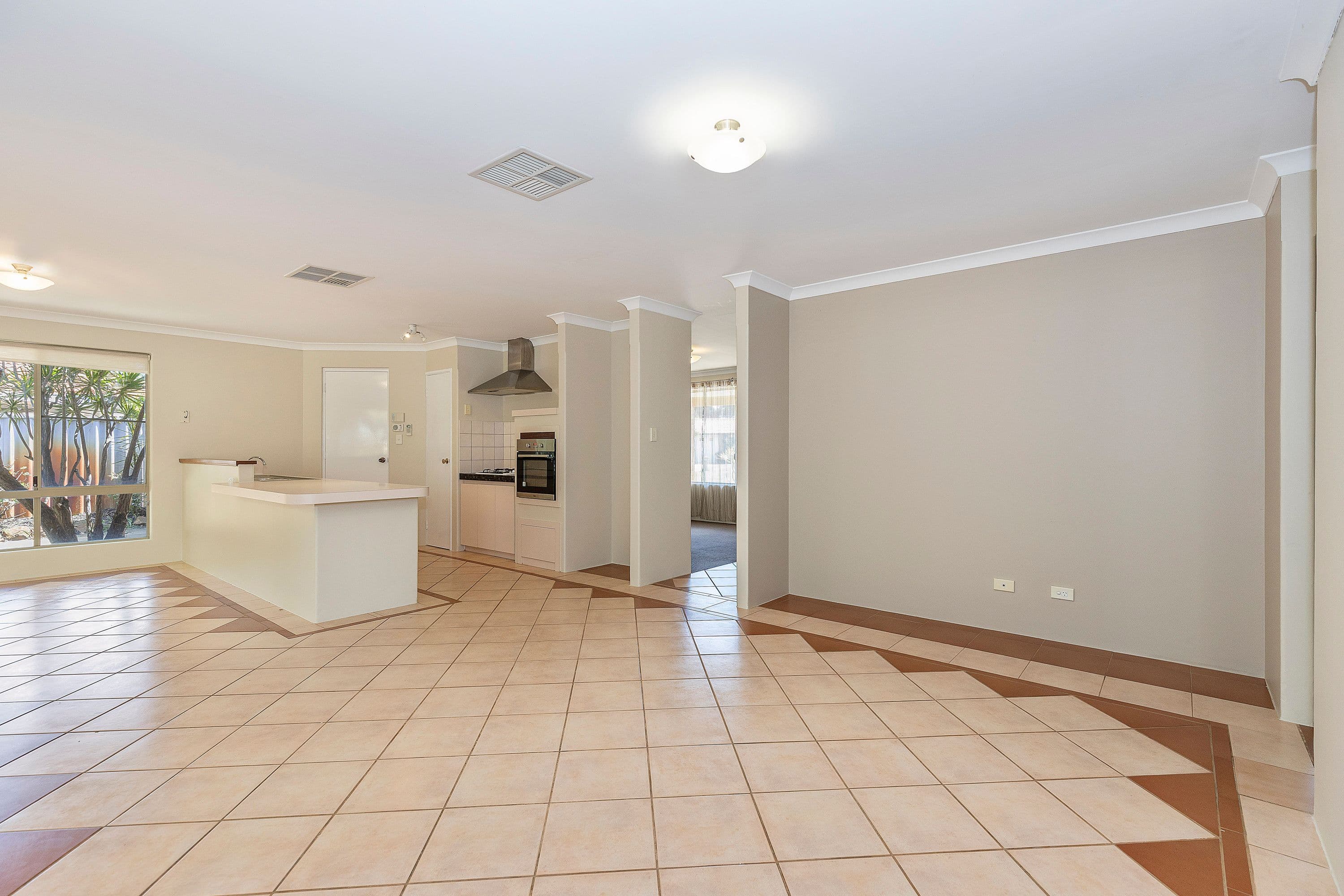 179 Hamelin Drive, Ballajura WA 6066, Ballajura - Thumbnail 5