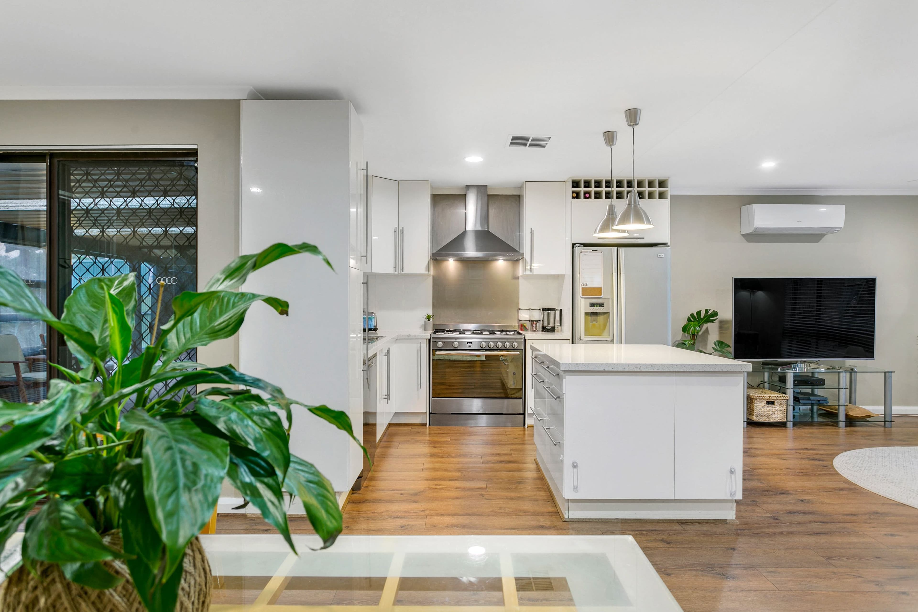24 Idlewild Avenue, Aberfoyle Park SA 5159, Aberfoyle Park - Thumbnail 4