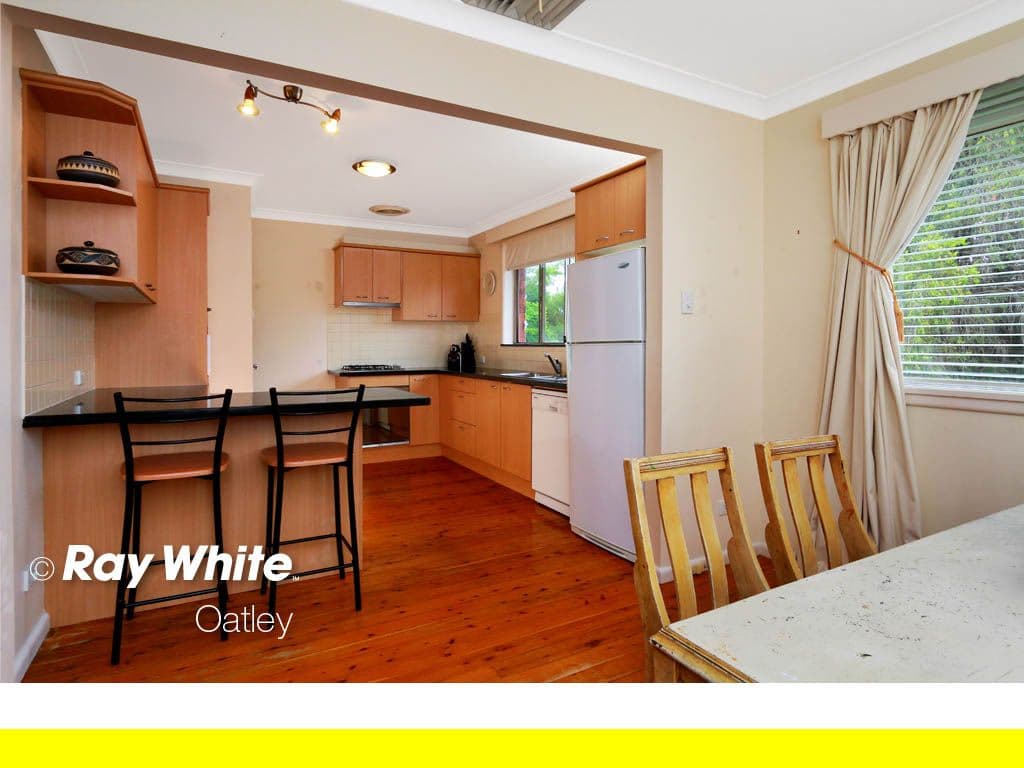80 Gungah Bay Road, OATLEY NSW 2223, Oatley - Thumbnail 2