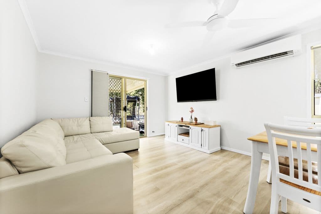 20 Woodbridge Crescent, Lake Munmorah - Thumbnail 2