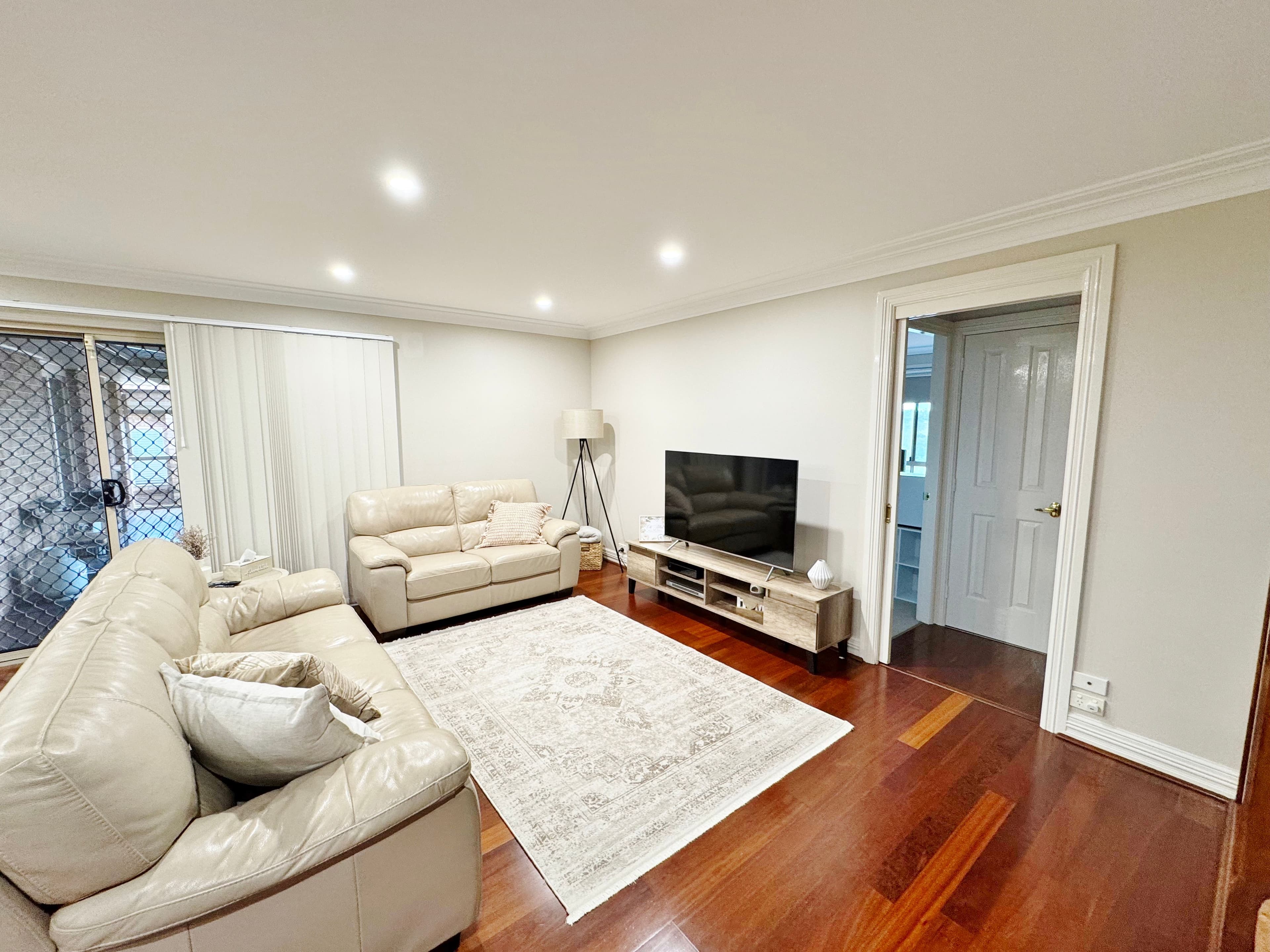 18 Mathew Crescent, Young NSW 2594, Young - Thumbnail 5