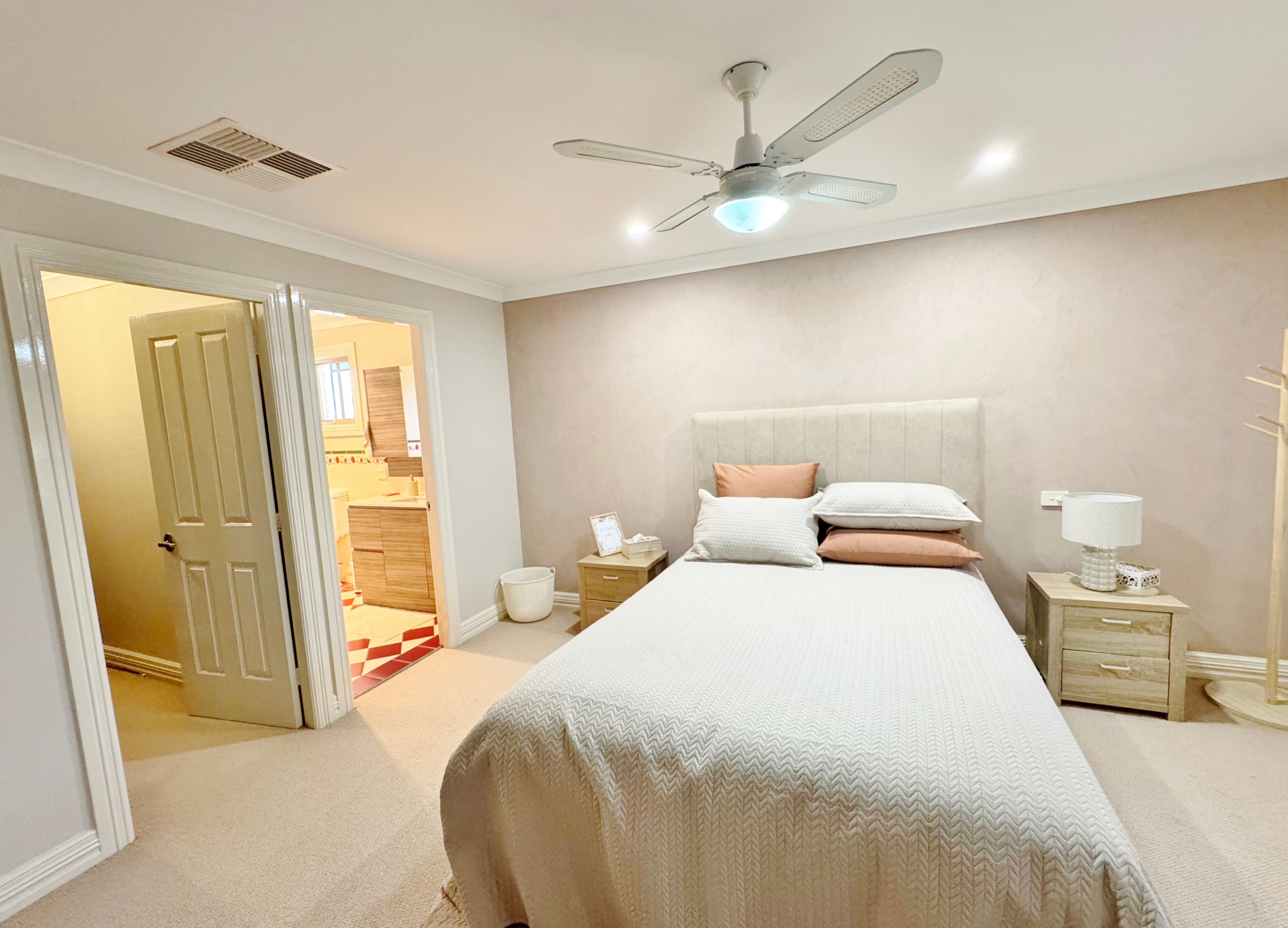 18 Mathew Crescent, Young NSW 2594, Young - Thumbnail 8