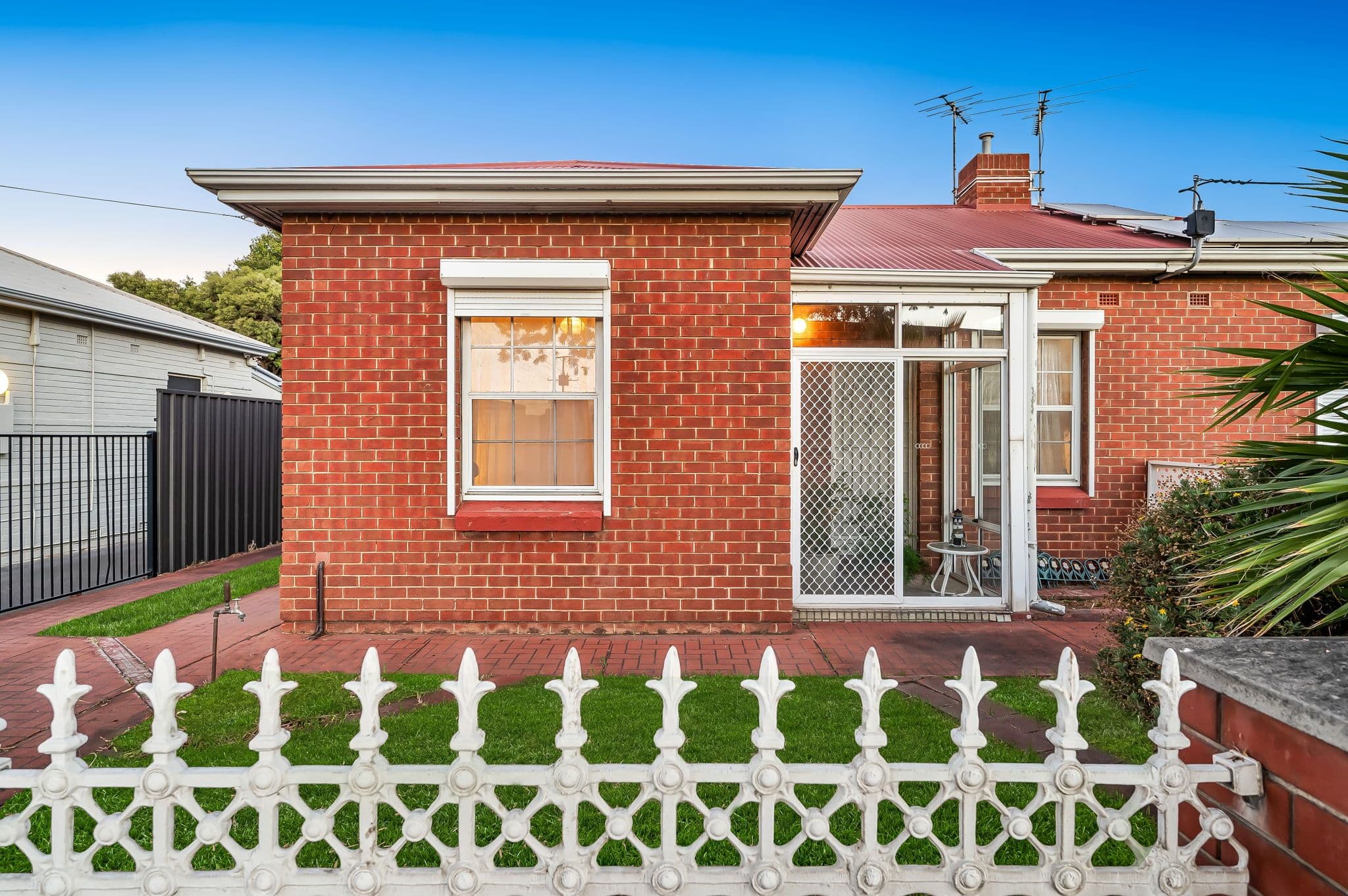 49 Tapleys Hill Road, Hendon SA 5014, Hendon - Thumbnail 2