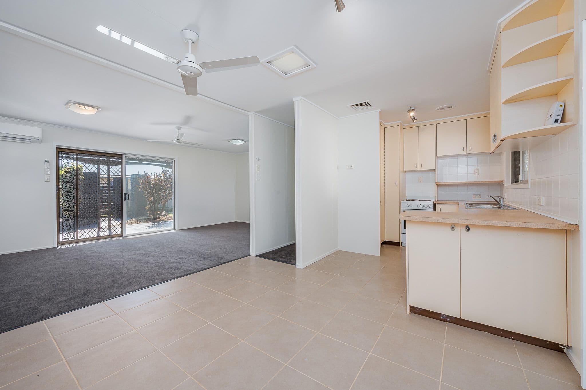 10 Campbell Street, Clinton QLD 4680, Clinton - Thumbnail 8