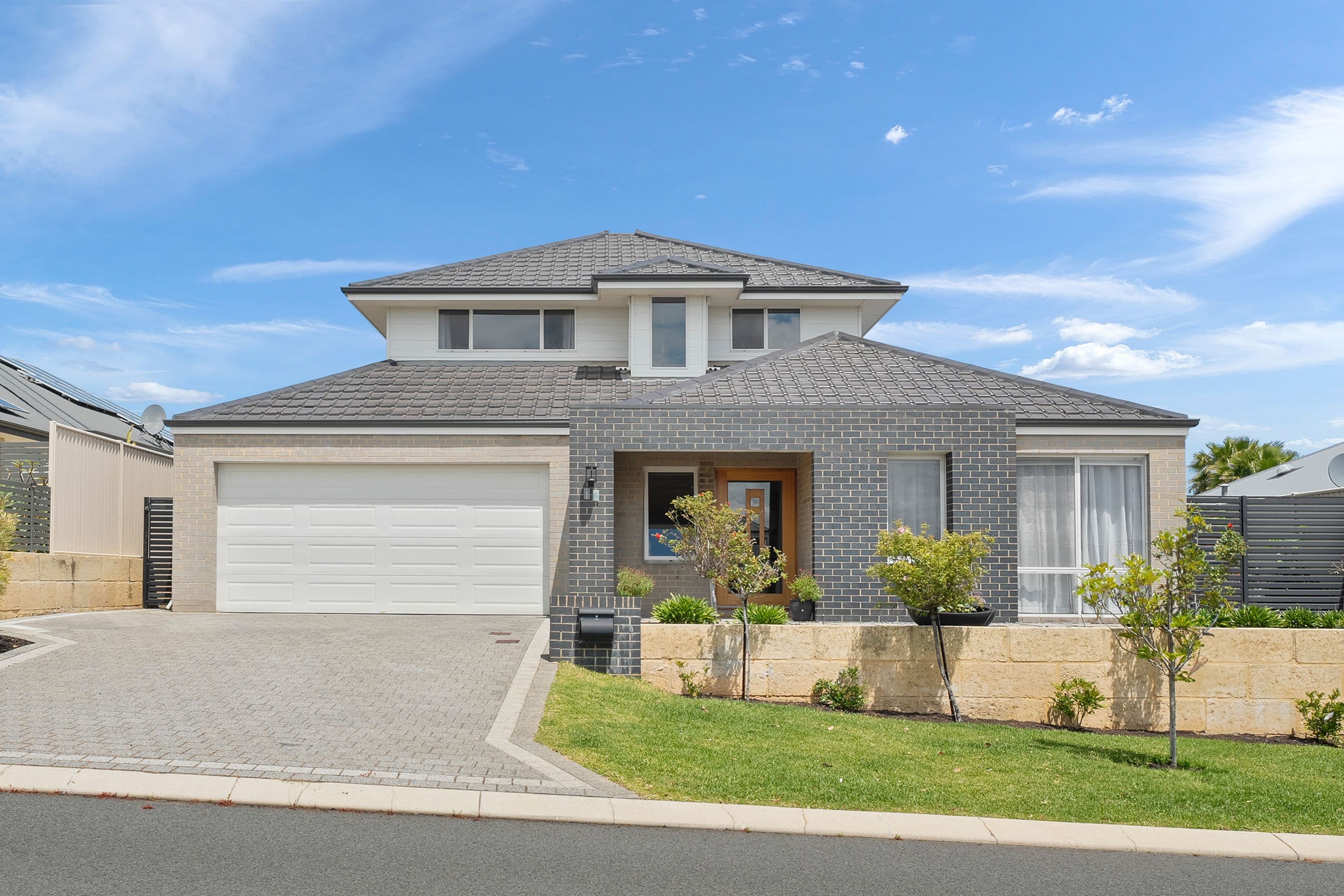 12 Hillsborough Avenue, Baldivis WA 6171, Baldivis - Thumbnail 2
