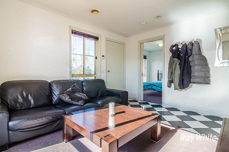 3 Calais Circuit, Cranbourne West VIC 3977, Cranbourne West - Thumbnail 4
