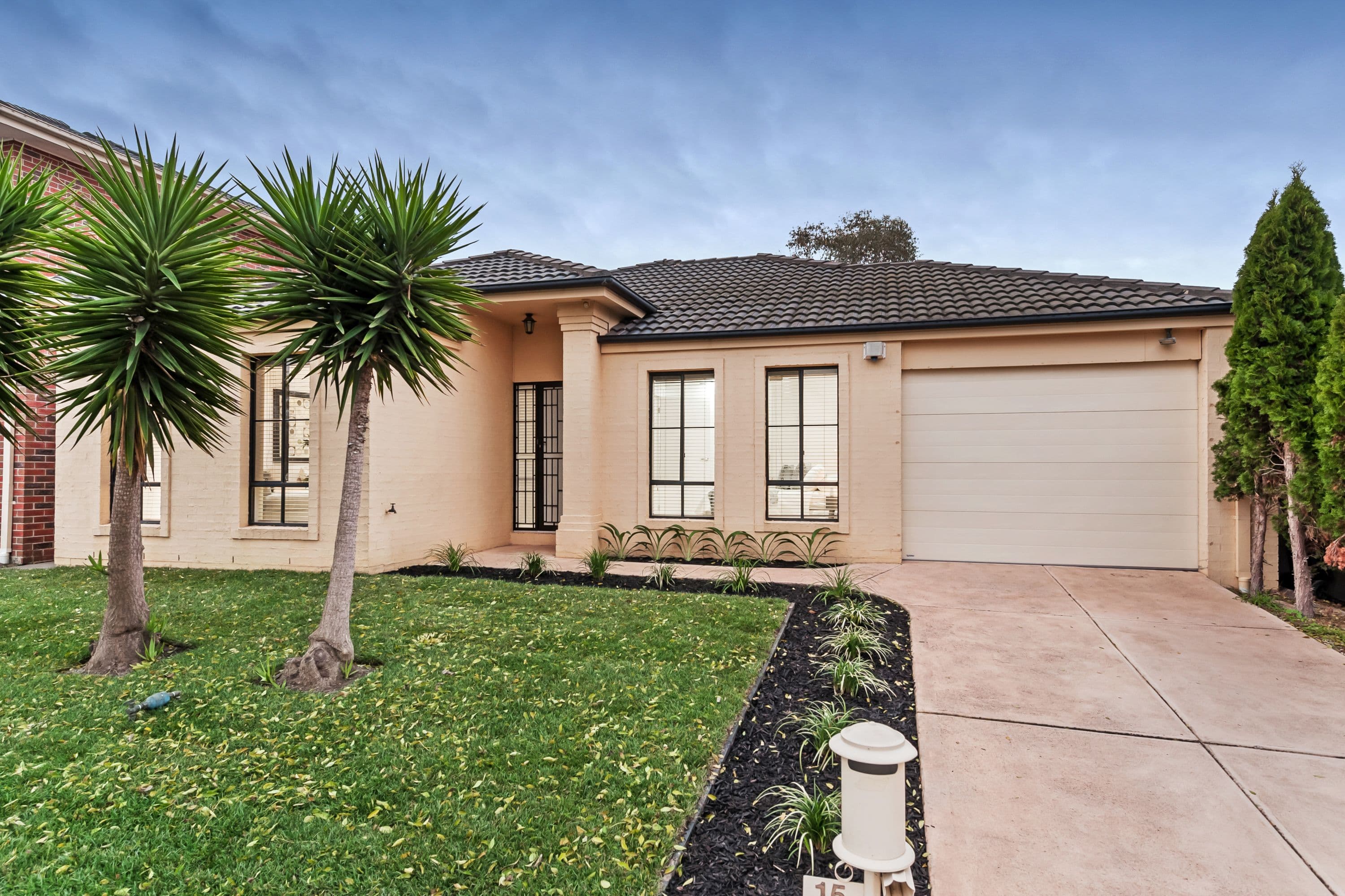 15 Cobblestone Green, Caroline Springs VIC 3023, Caroline Springs - Image 1