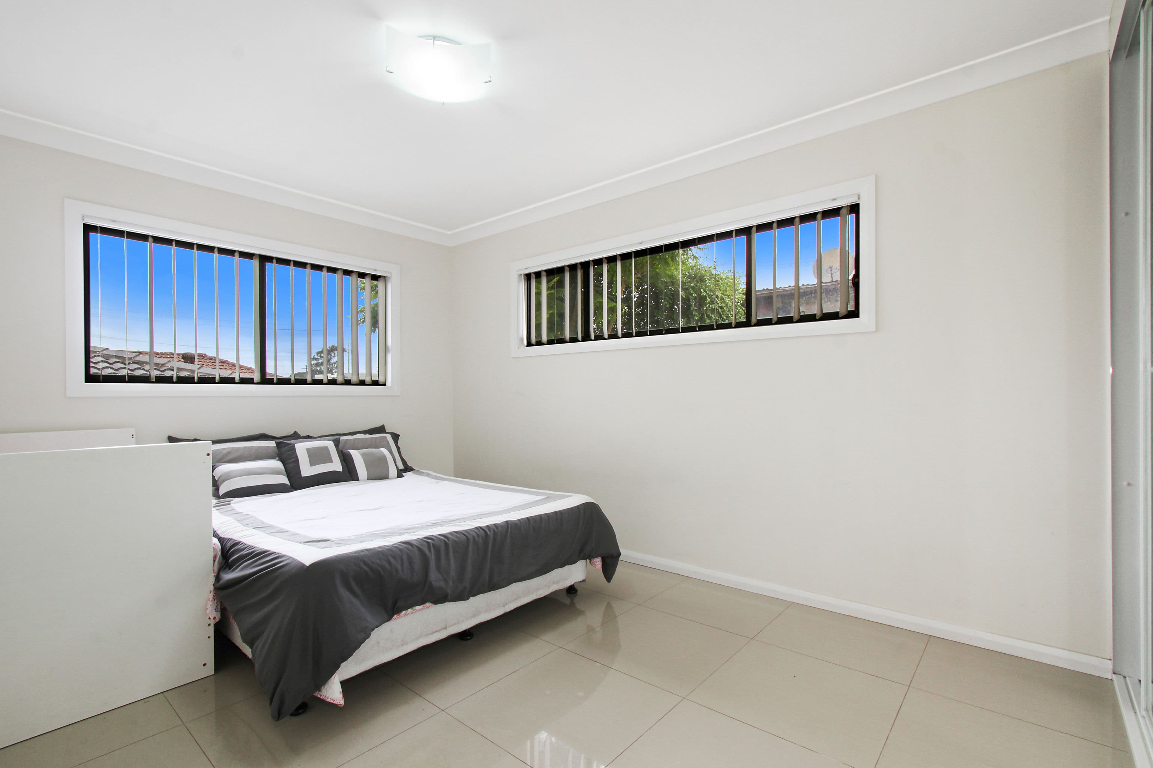 8 & 8a Lawford Street, Fairfield West NSW 2165, Fairfield West - Thumbnail 8