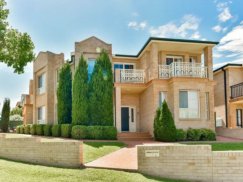 3 Farnsworth Avenue, Campbelltown - Image 1