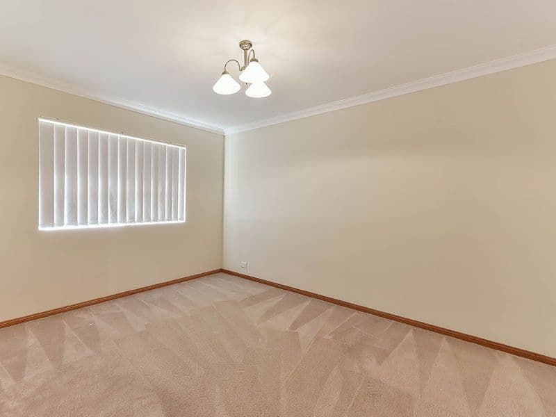 3 Farnsworth Avenue, Campbelltown - Thumbnail 8
