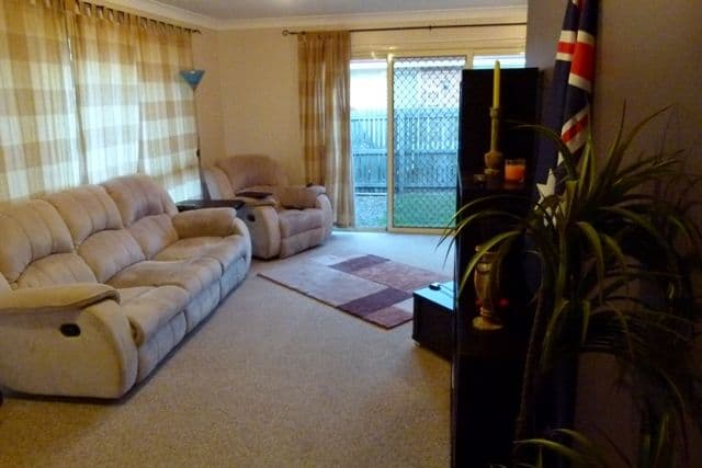 21 Willowtree Drive, FLINDERS VIEW QLD 4305, Flinders View - Thumbnail 2