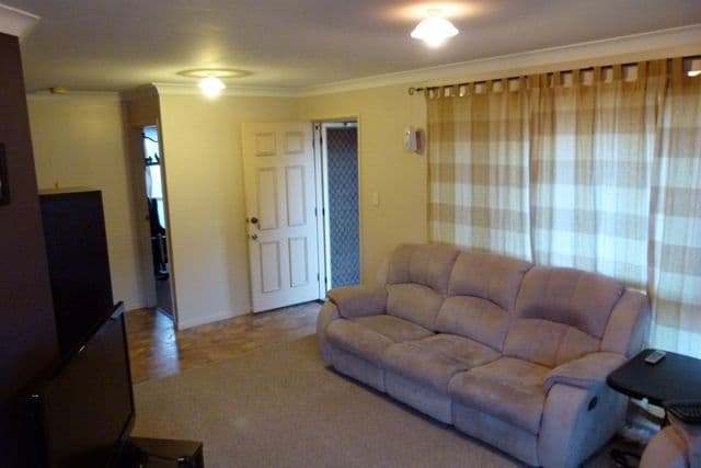 21 Willowtree Drive, FLINDERS VIEW QLD 4305, Flinders View - Thumbnail 3