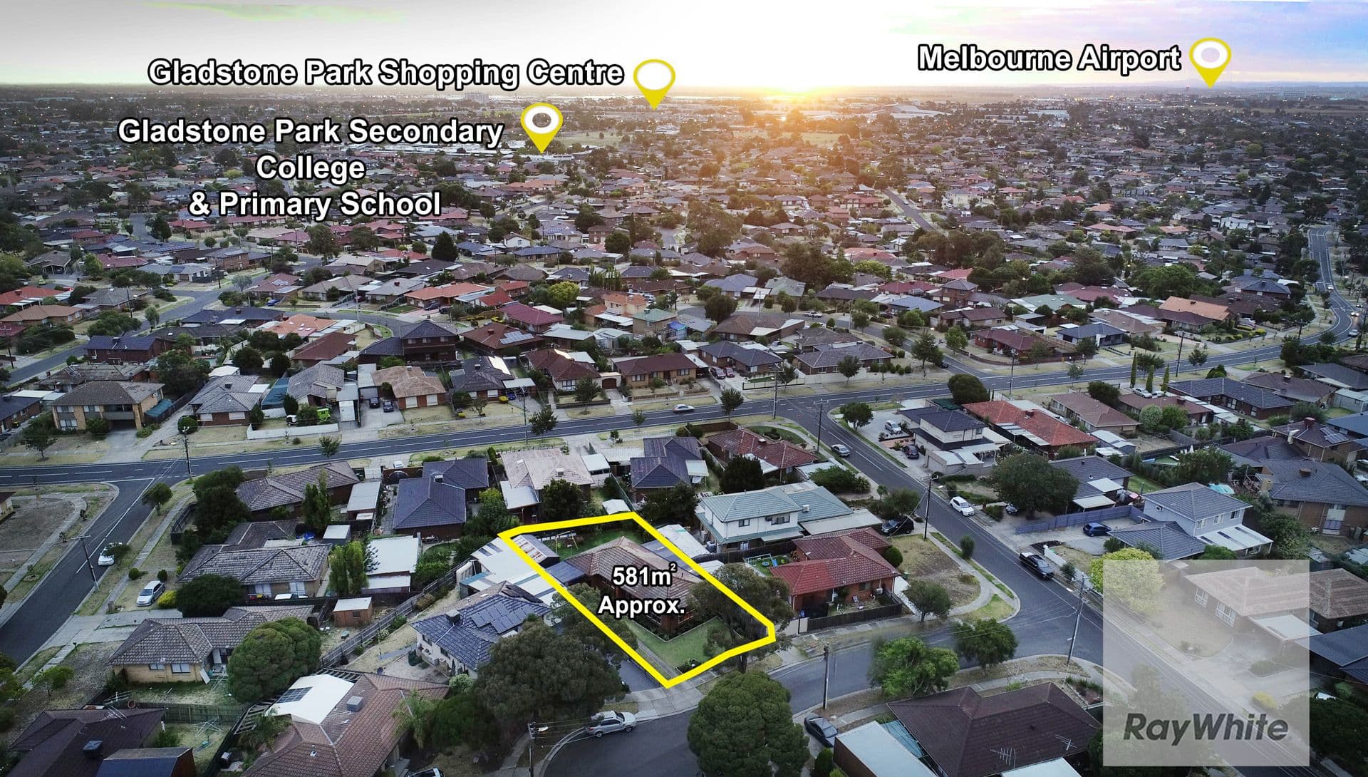 4 Neath Close, Gladstone Park VIC 3043, Gladstone Park - Thumbnail 4