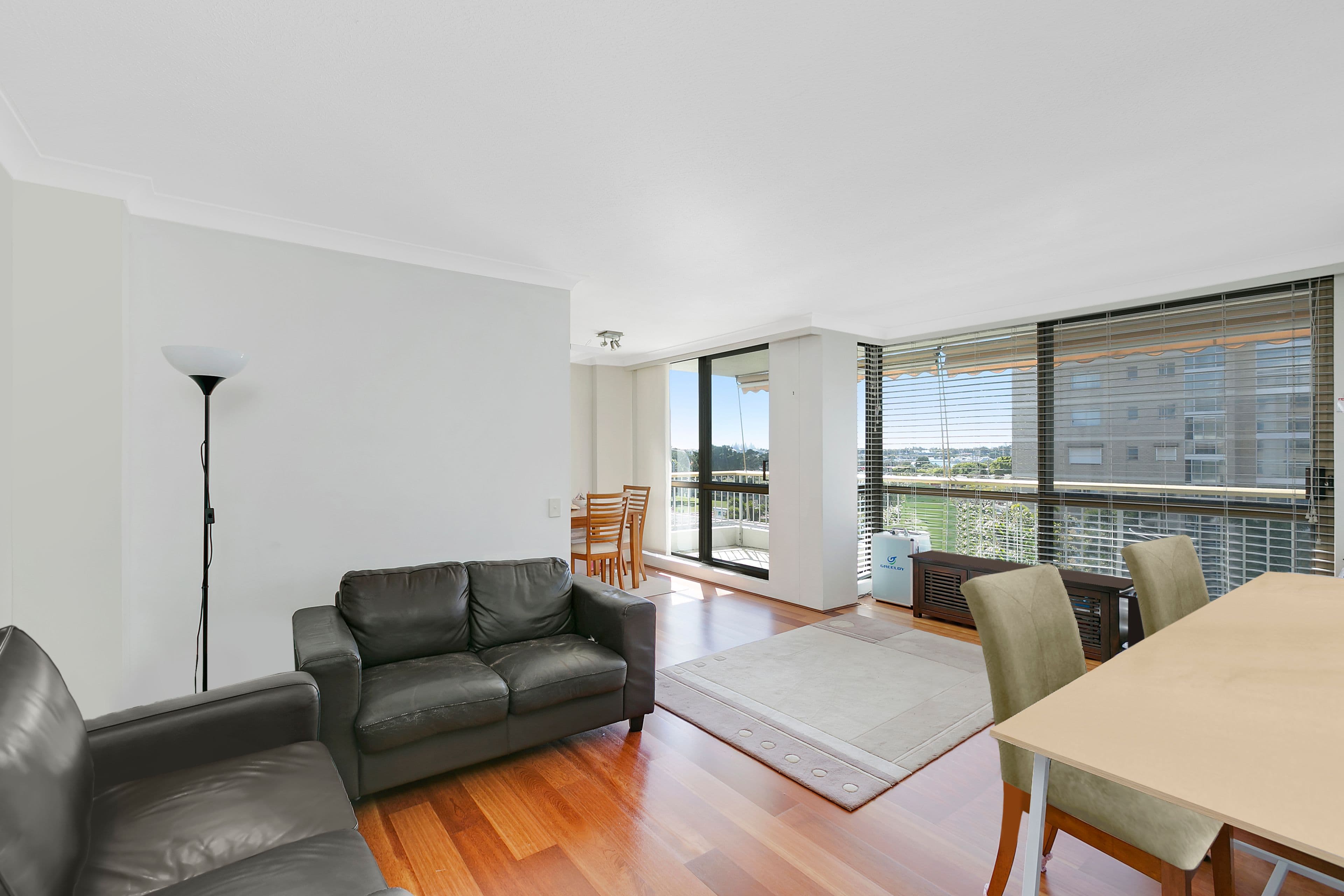 65 Bauer Street, Southport QLD 4215, Southport - Thumbnail 2