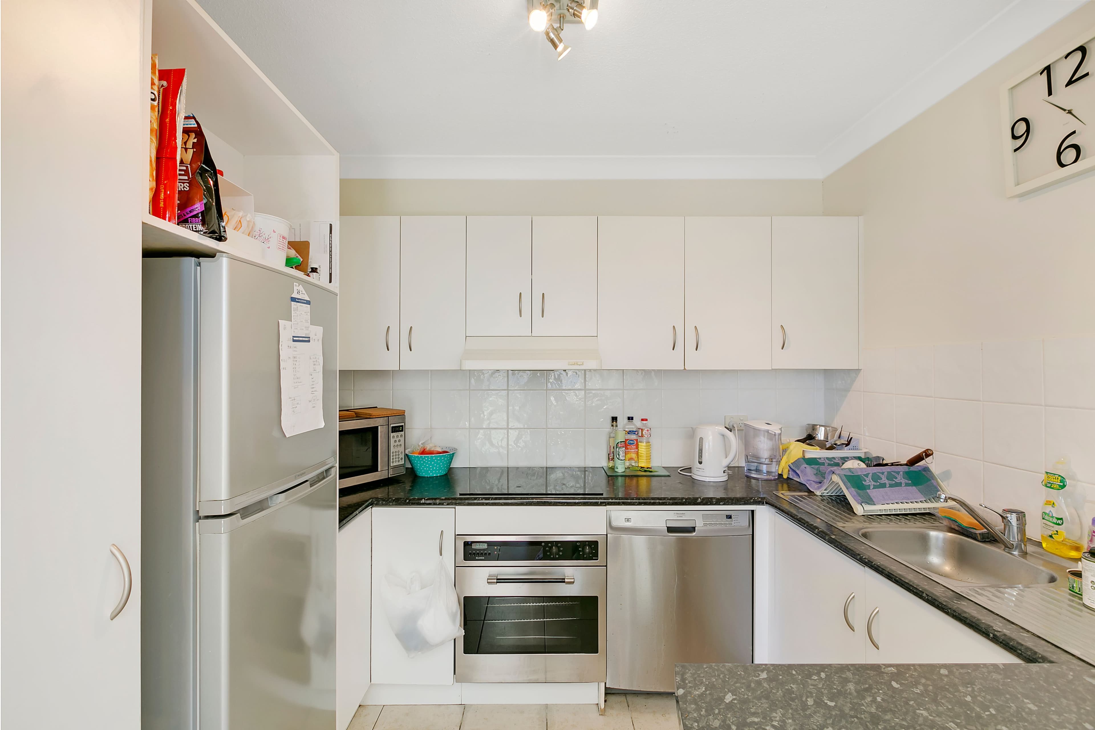 65 Bauer Street, Southport QLD 4215, Southport - Thumbnail 4