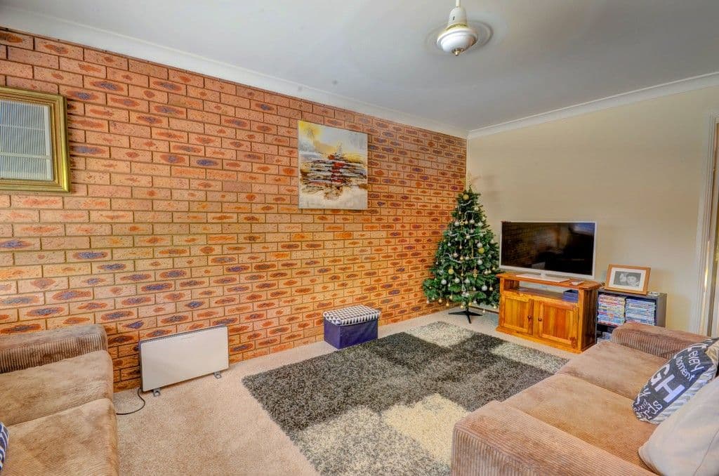 10 Windeyer Street, Thirlmere - Thumbnail 2