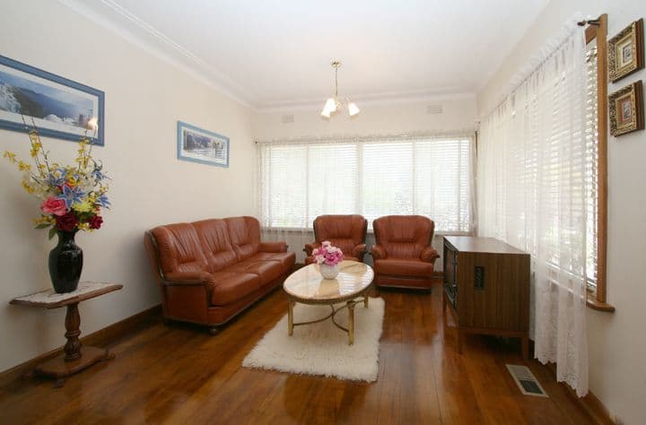 46 Douglas Street, ROSANNA VIC 3084, Rosanna - Thumbnail 2