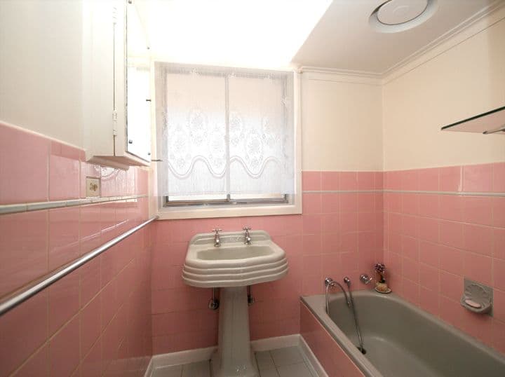 46 Douglas Street, ROSANNA VIC 3084, Rosanna - Thumbnail 6