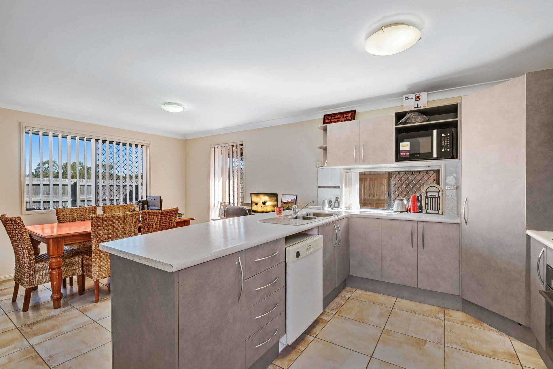 41 Leichhardt Avenue, Rothwell QLD 4022, Rothwell - Thumbnail 4