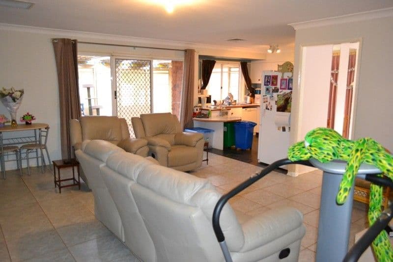 18 McKay Drive, SILVERDALE NSW 2752, Silverdale - Thumbnail 2