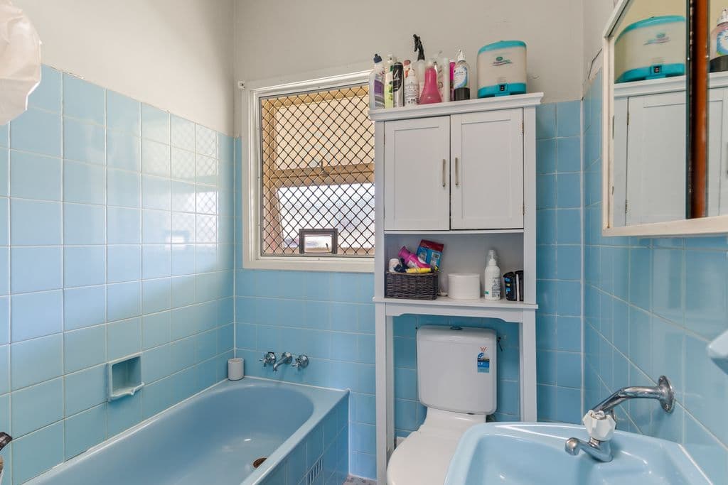21 Kevin Street, Mannering Park - Thumbnail 8