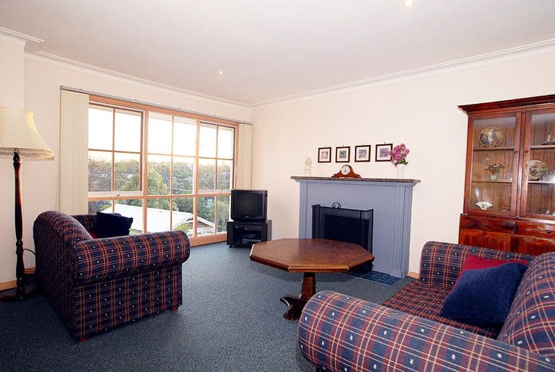 1 McLeod Street, DONCASTER VIC 3108, Doncaster - Thumbnail 2
