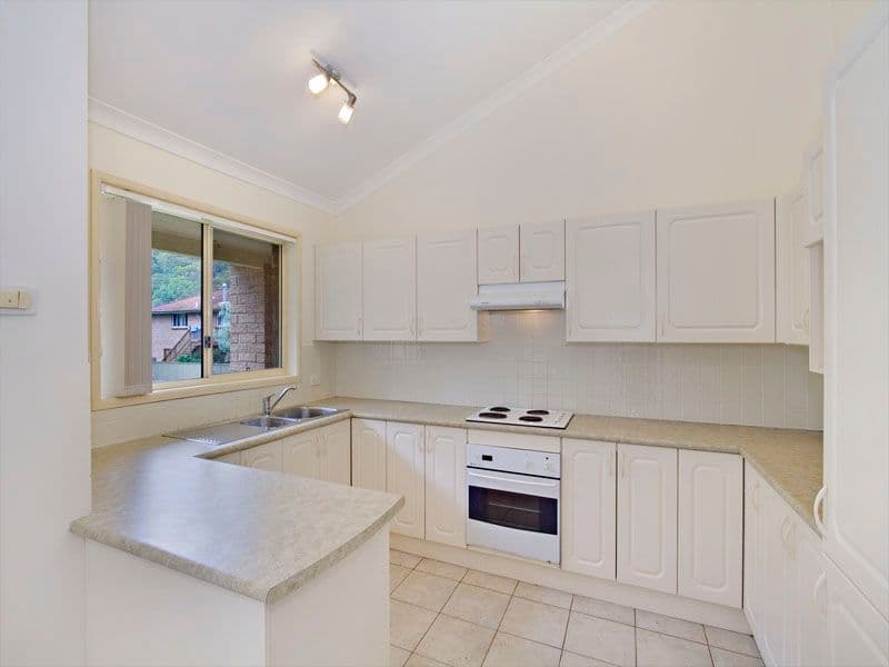 31 Manilla Place, WORONORA NSW 2232, Woronora - Thumbnail 2