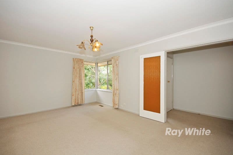 9 Hadlow Drive, WANTIRNA VIC 3152, Wantirna - Thumbnail 5
