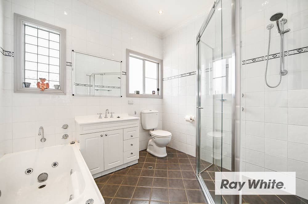 2 Dawes Avenue, Regents Park - Thumbnail 4
