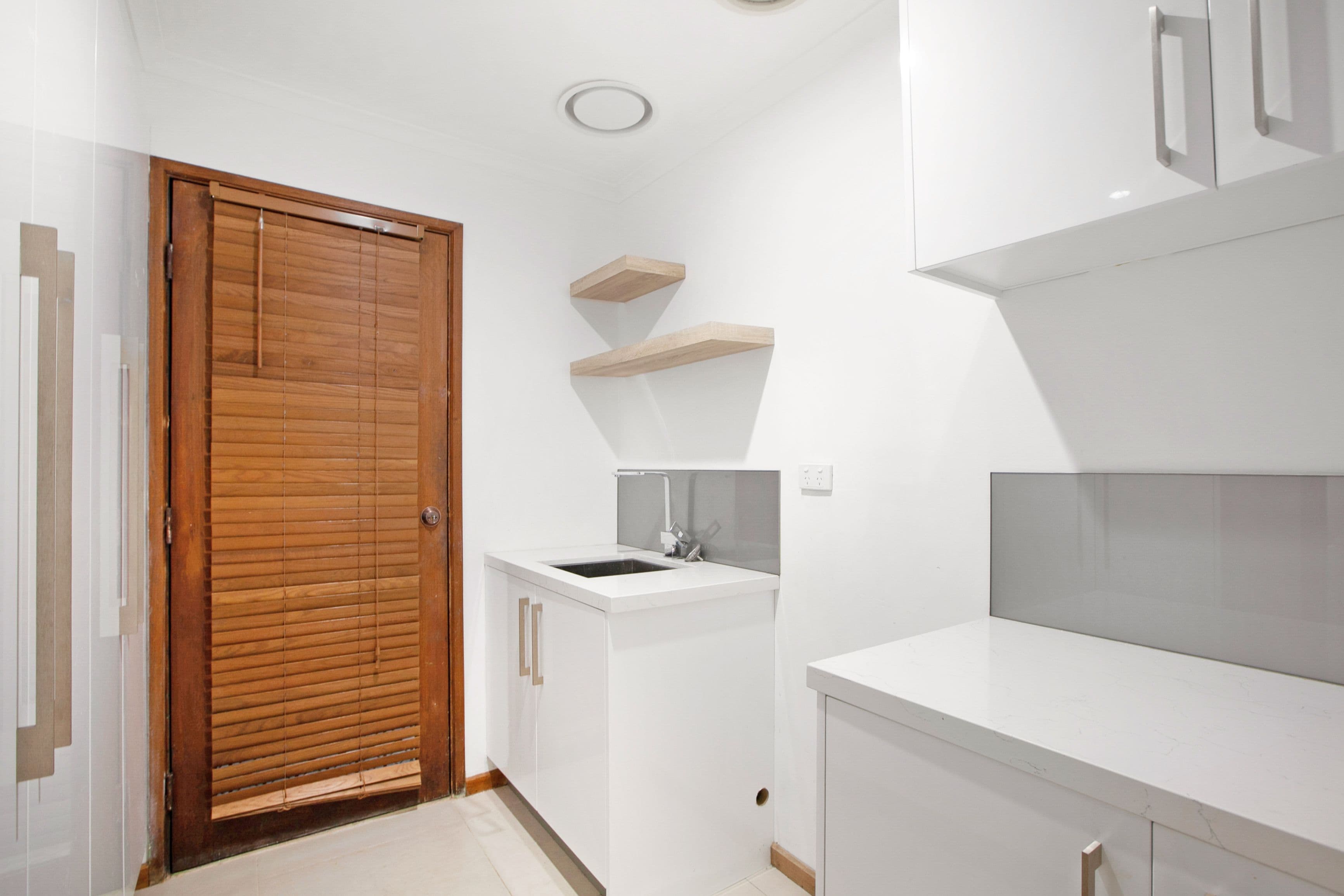 39 Manoel Avenue, Reservoir VIC 3073, Reservoir - Thumbnail 7
