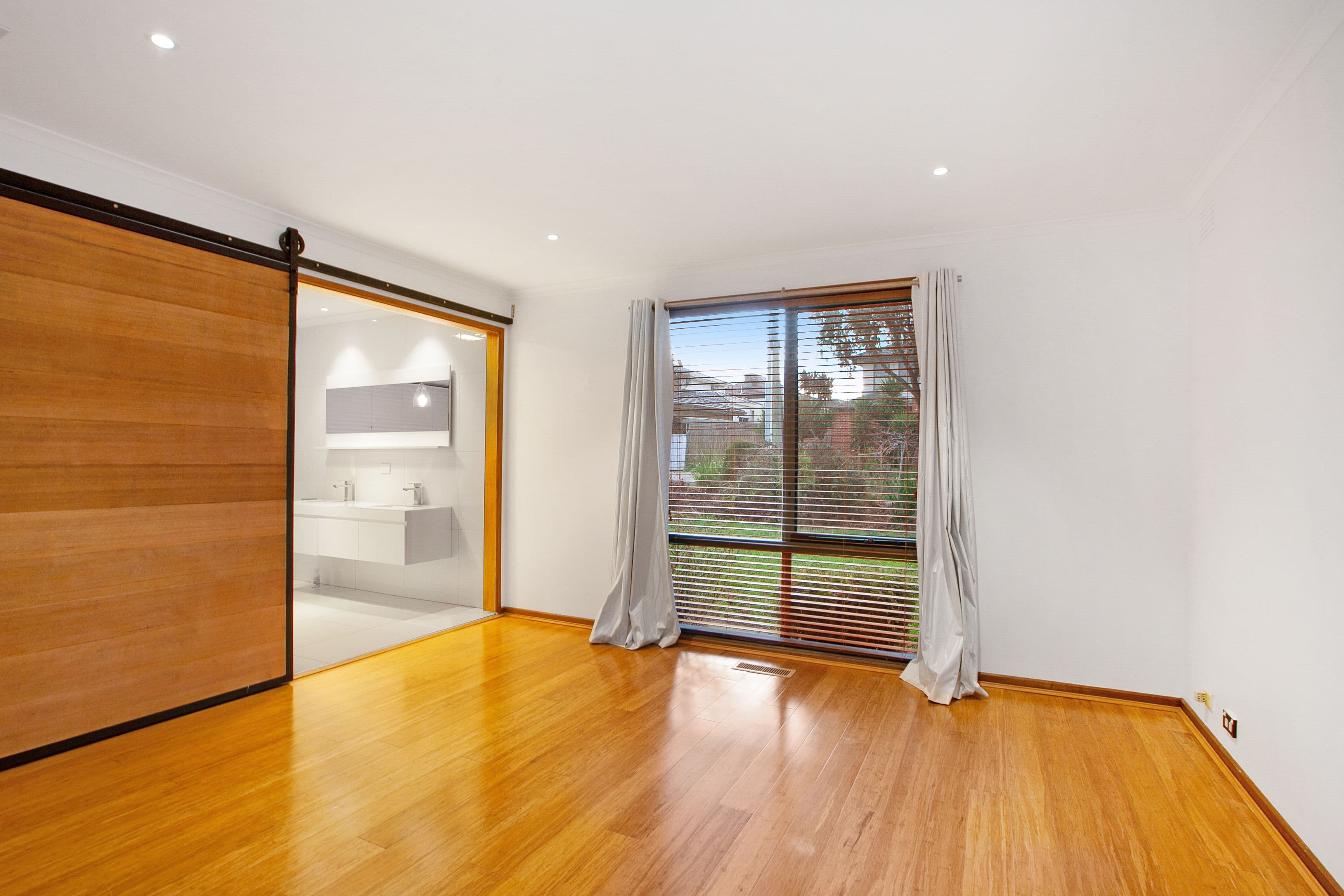 39 Manoel Avenue, Reservoir VIC 3073, Reservoir - Thumbnail 8