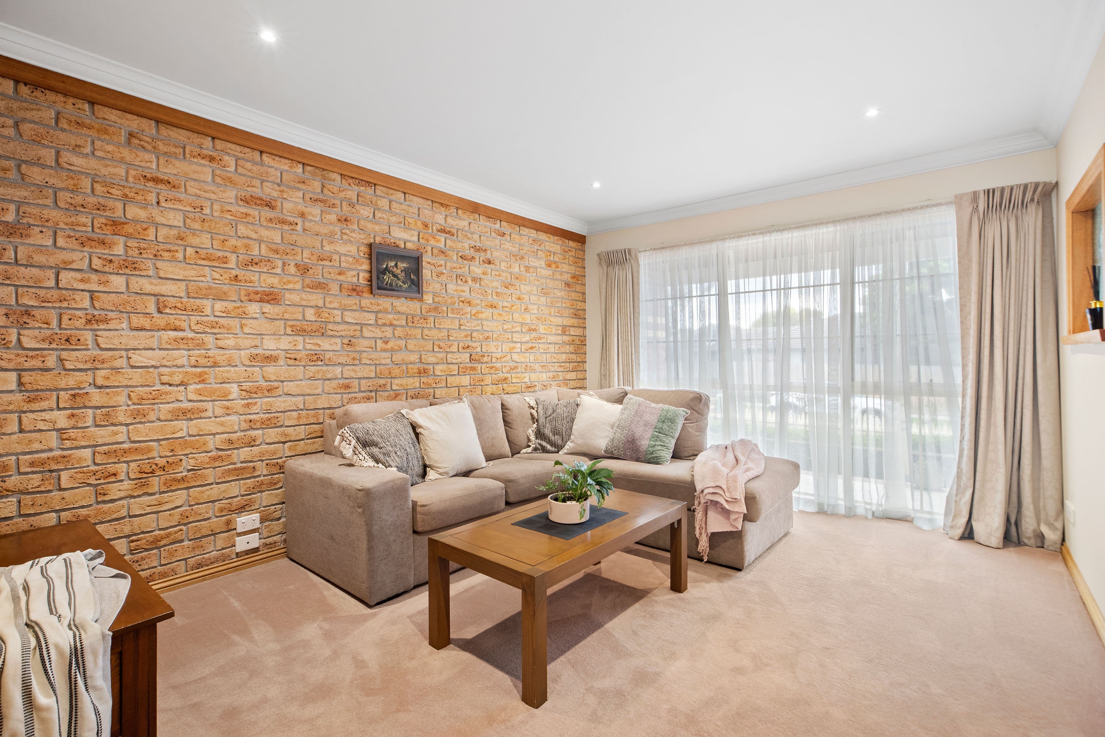 45 Orna Street, Ferntree Gully VIC 3156, Ferntree Gully - Thumbnail 2